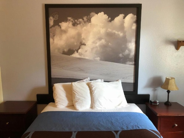 Super 8 by Wyndham Lewiston image 10